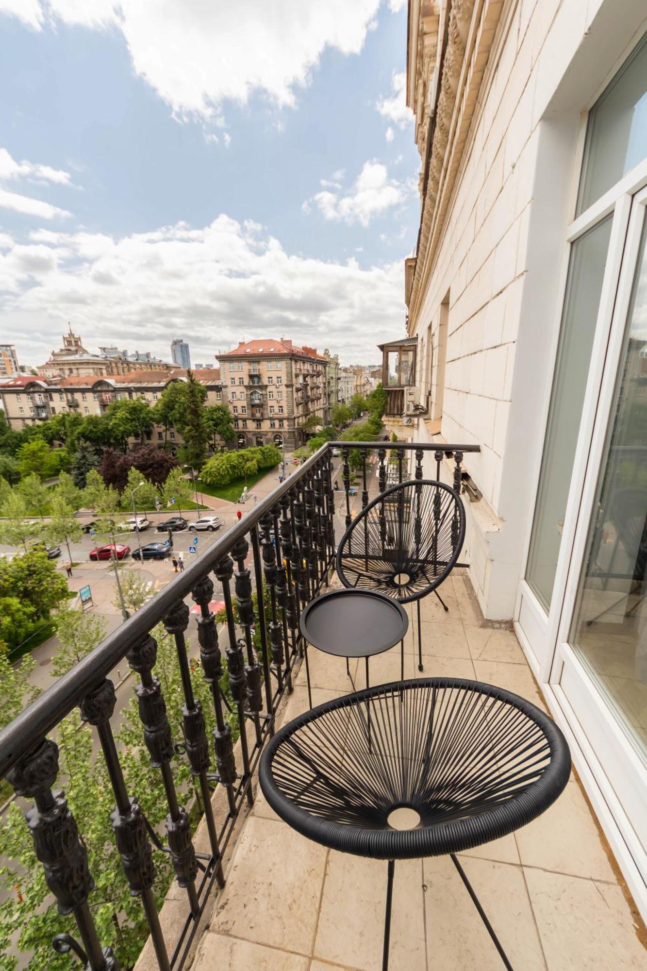 Idea Design Apart-Hotel Prorizna Kijów Zewnętrze zdjęcie